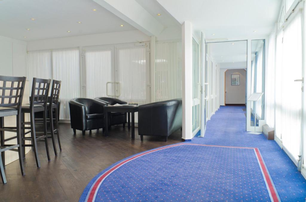 Hotel Restaurant Ennen 4*